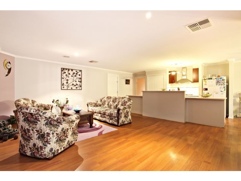13 Desert Gum Terrace, Wyndham Vale VIC 3024