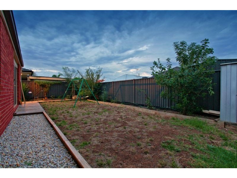 13 Desert Gum Terrace, Wyndham Vale VIC 3024
