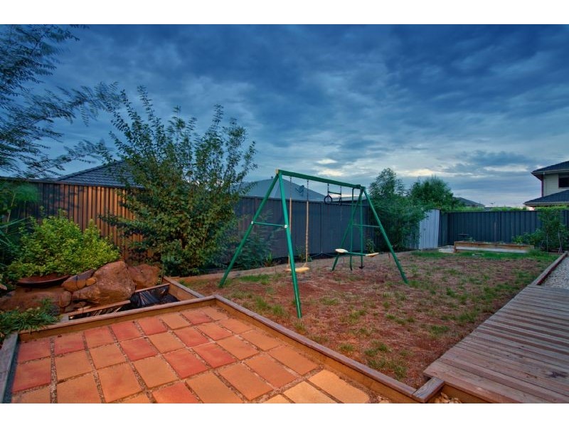 13 Desert Gum Terrace, Wyndham Vale VIC 3024