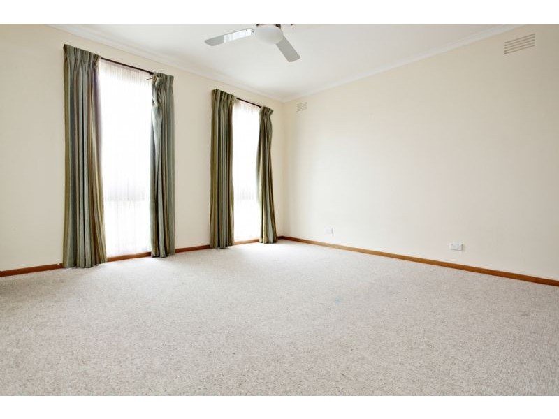 50 Huntingfield Drive, Hoppers Crossing VIC 3029