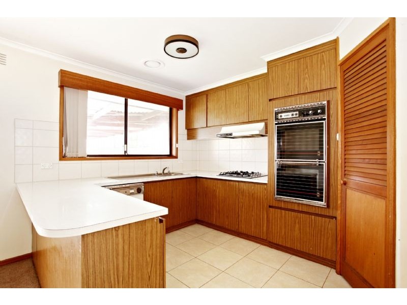 50 Huntingfield Drive, Hoppers Crossing VIC 3029
