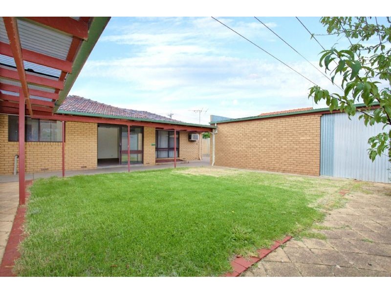 50 Huntingfield Drive, Hoppers Crossing VIC 3029