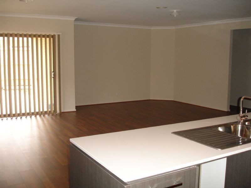 21 Berington Drive, Williams Landing VIC 3027