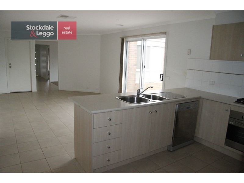 35 Hope Way, Tarneit VIC 3029