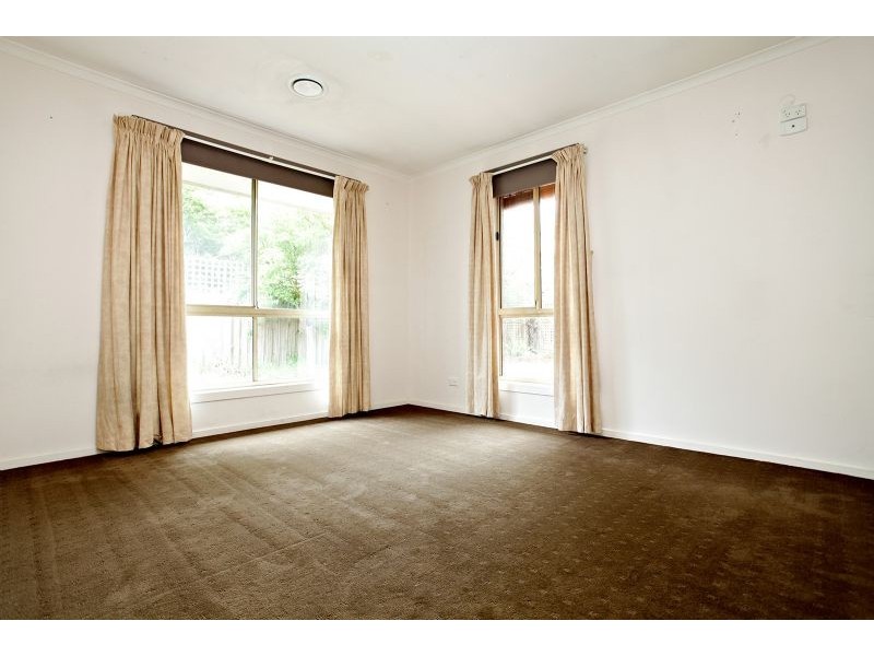 7 Warbler Close, Werribee VIC 3030