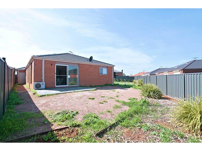 24 Circuit Drive, Truganina VIC 3029