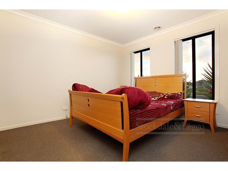 12 Landscape Drive, Truganina VIC 3029