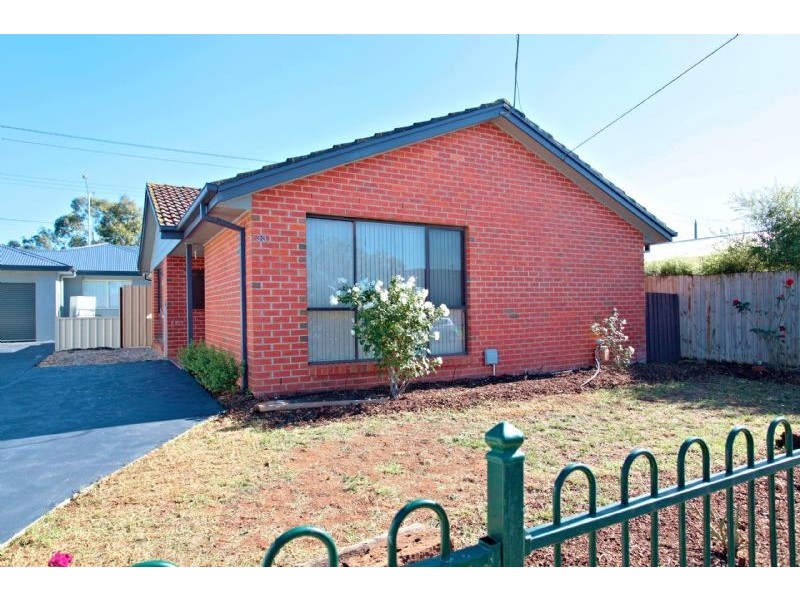 1/33 Bower Drive, Werribee VIC 3030