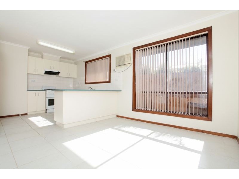 1/33 Bower Drive, Werribee VIC 3030