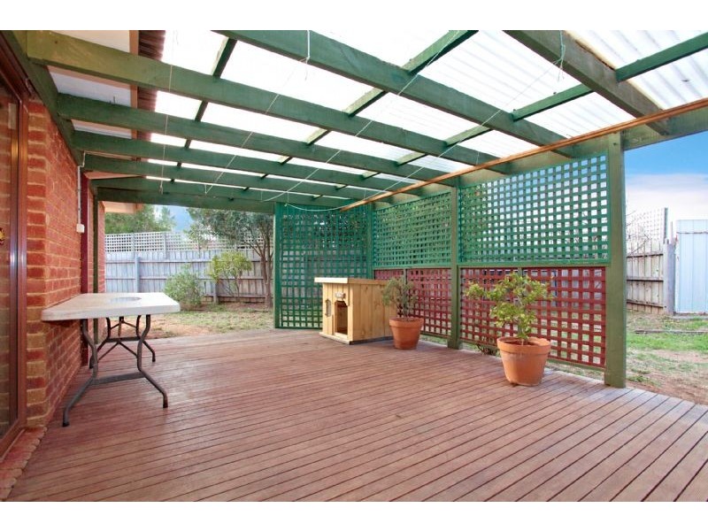 76 Whitsunday Drive, Hoppers Crossing VIC 3029