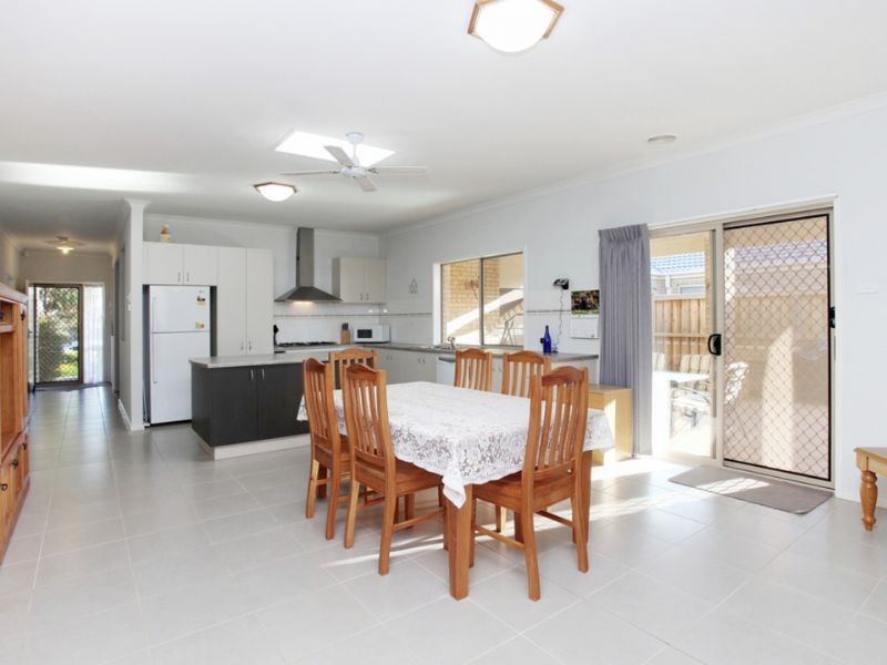 12 Lucia Ave, Tarneit VIC 3029