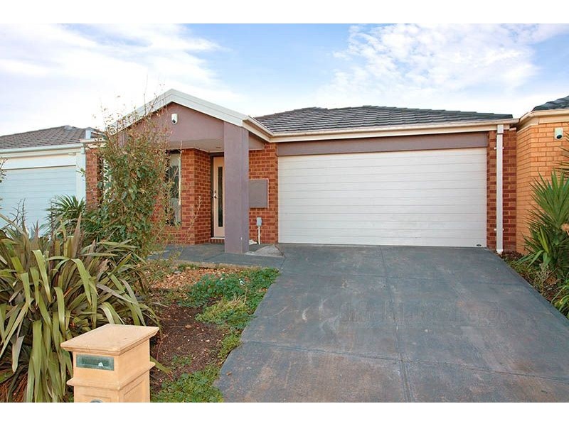 109 Swamphen Drive, Williams Landing VIC 3027