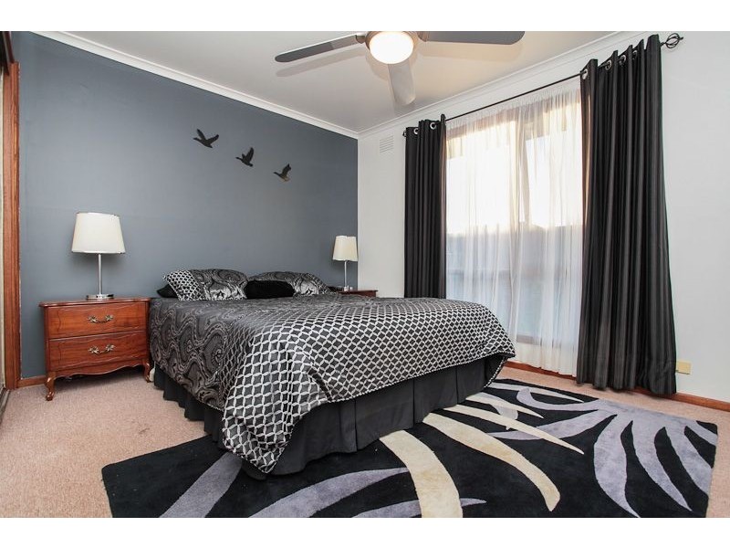 16 Sawley Grove, Wyndham Vale VIC 3024