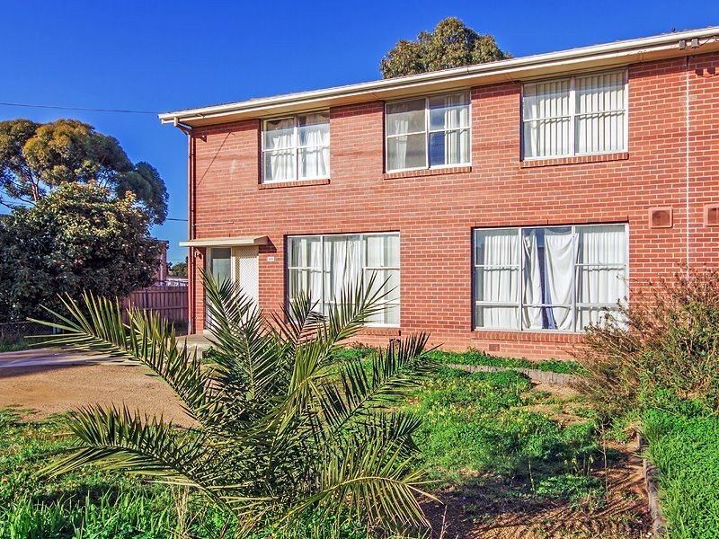 106 & 108 Shaws Road, Werribee VIC 3030