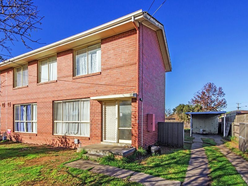 106 & 108 Shaws Road, Werribee VIC 3030