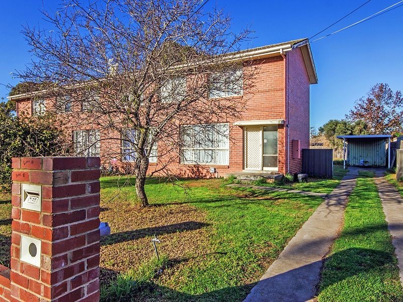 106 & 108 Shaws Road, Werribee VIC 3030