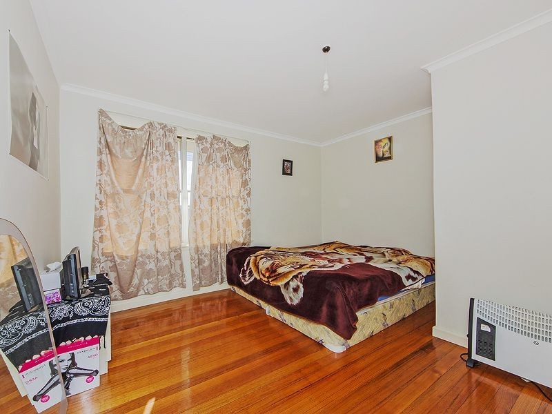 106 & 108 Shaws Road, Werribee VIC 3030