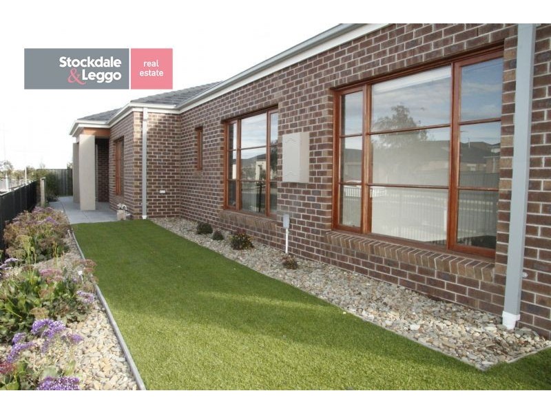 4 Regal Road, Point Cook VIC 3030