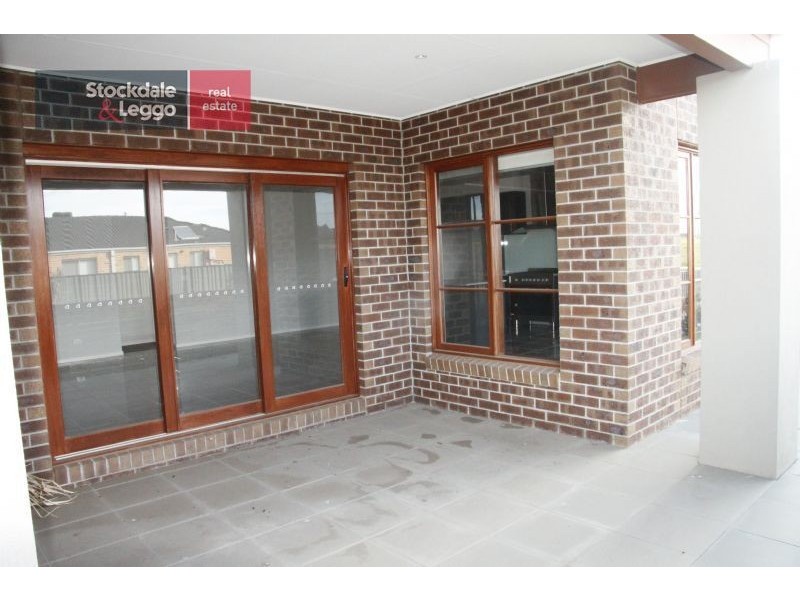 4 Regal Road, Point Cook VIC 3030