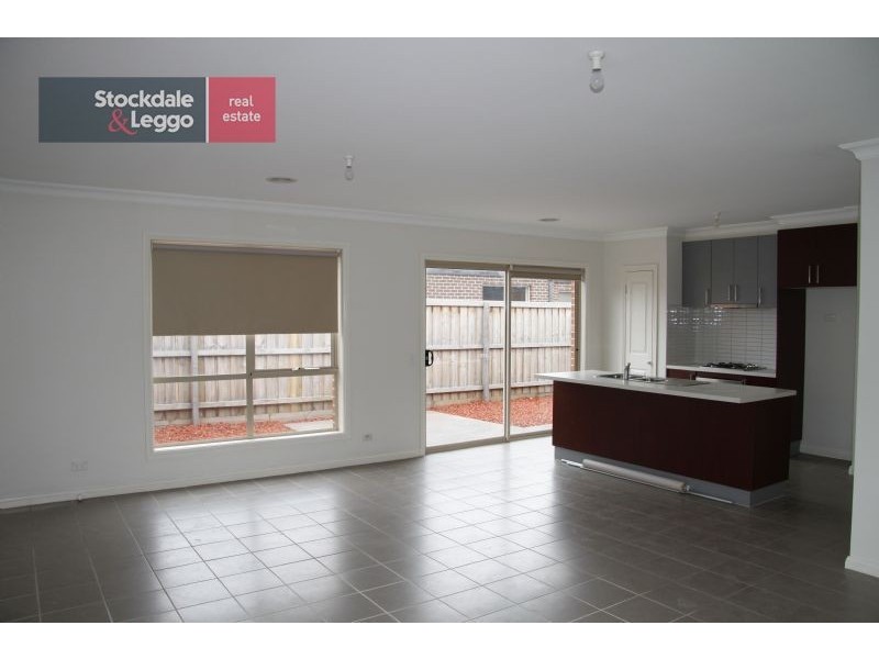 2/3 Bunya Place, Werribee VIC 3030