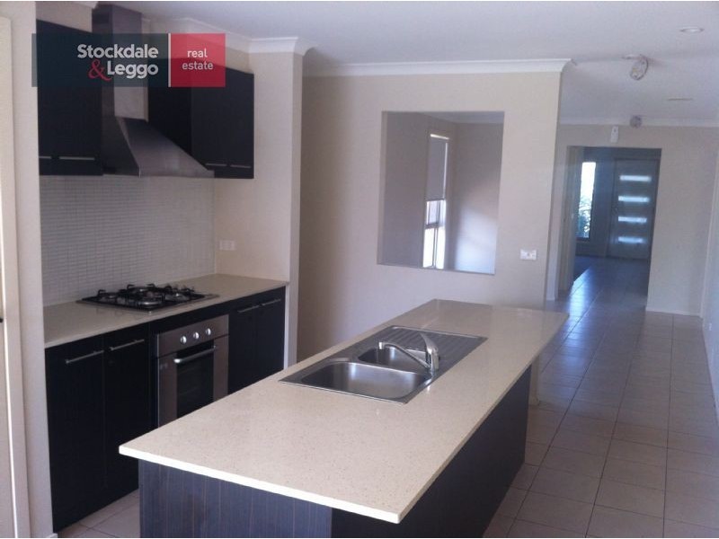 6 Parawong Parade, Wyndham Vale VIC 3024
