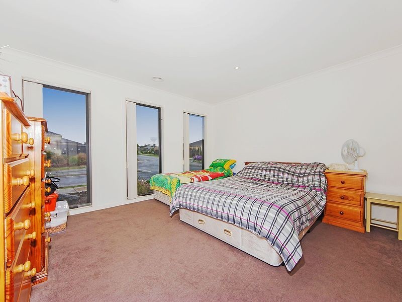 42 Danfield Drive, Tarneit VIC 3029