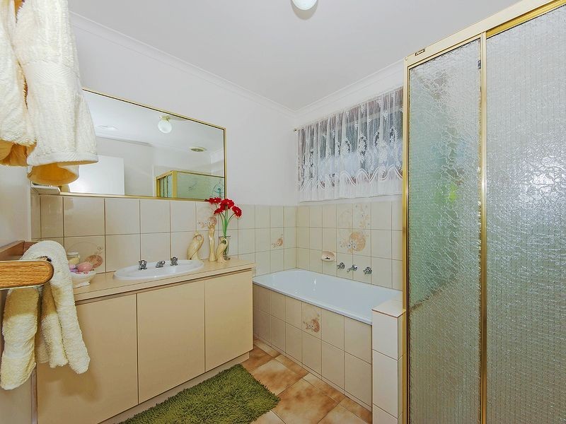 65 Bartlett Crescent, Hoppers Crossing VIC 3029