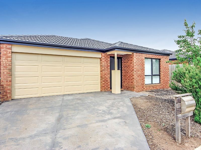 11 Phillip Drive, Wyndham Vale VIC 3024