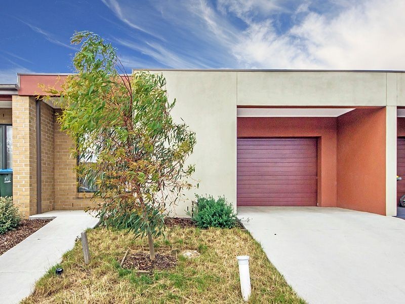 2/24 Tyler Crescent, Tarneit VIC 3029