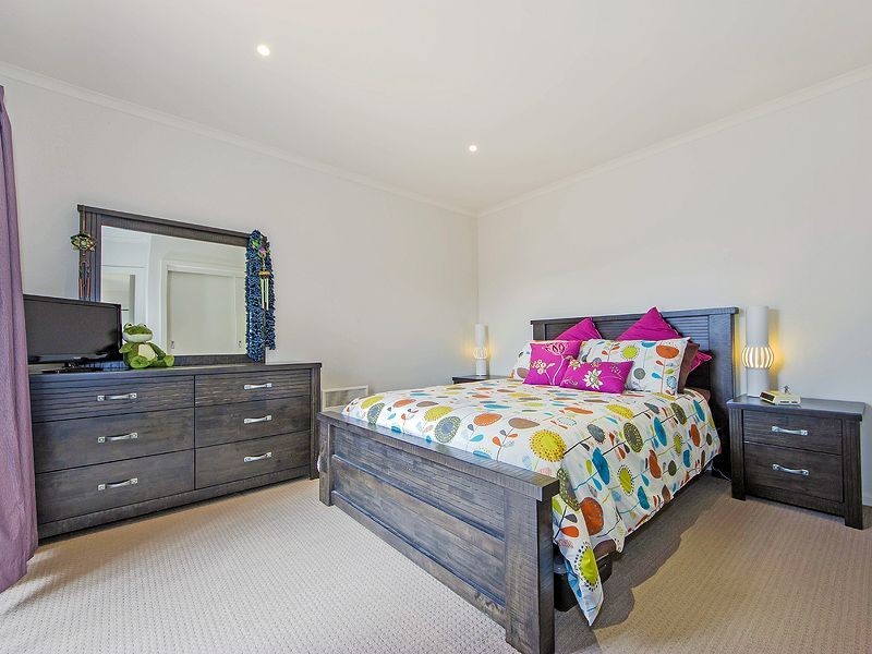 2/24 Tyler Crescent, Tarneit VIC 3029