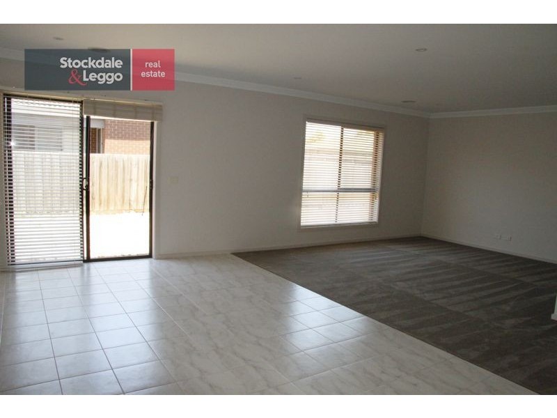 5 Flowergum Crescent, Tarneit VIC 3029