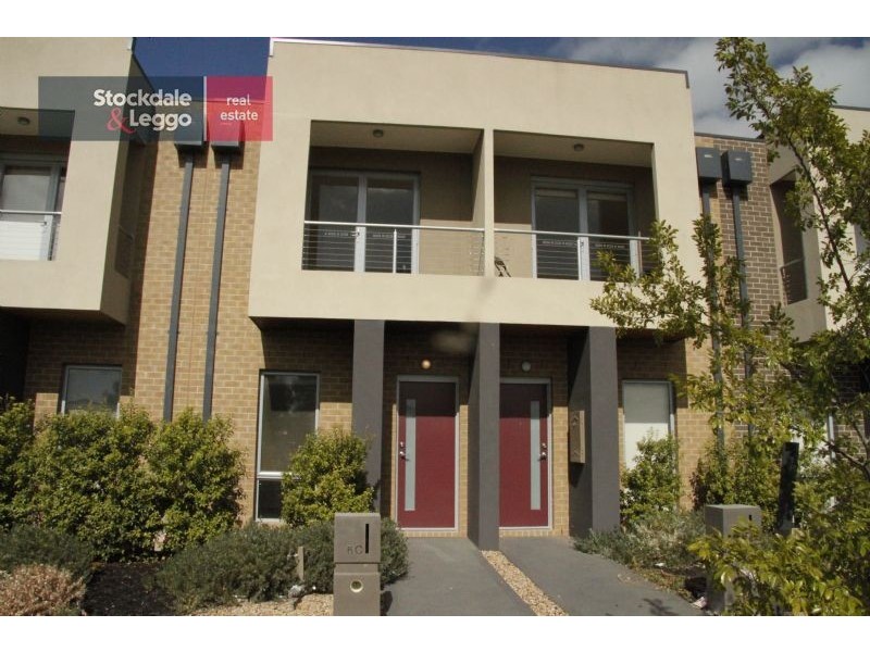 6c Hanworth Ave, Williams Landing VIC 3027