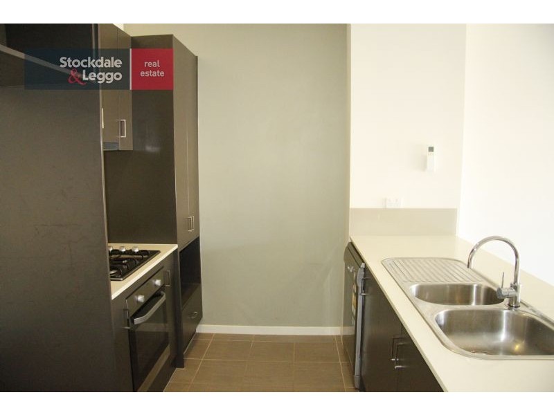 6c Hanworth Ave, Williams Landing VIC 3027