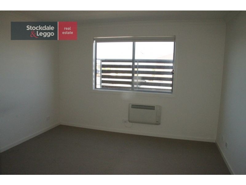 6c Hanworth Ave, Williams Landing VIC 3027