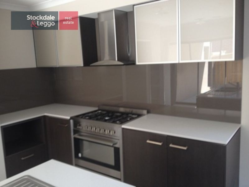 13 Baybreeze Street, Point Cook VIC 3030