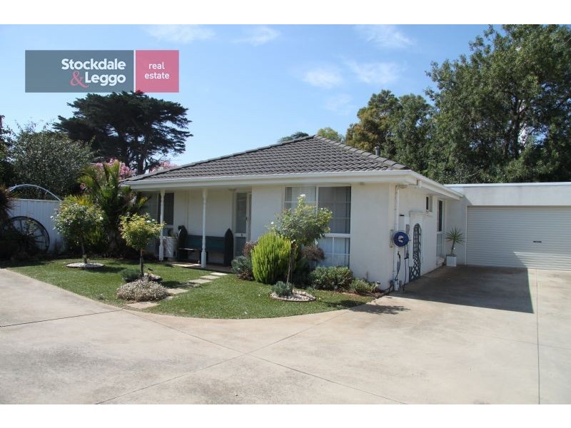 2/23-25 Finch Road, Werribee South VIC 3030