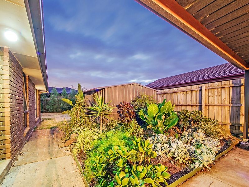 16 Sawley Grove, Wyndham Vale VIC 3024