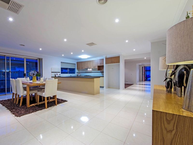 30 Ribbon Gum Drive, Tarneit VIC 3029