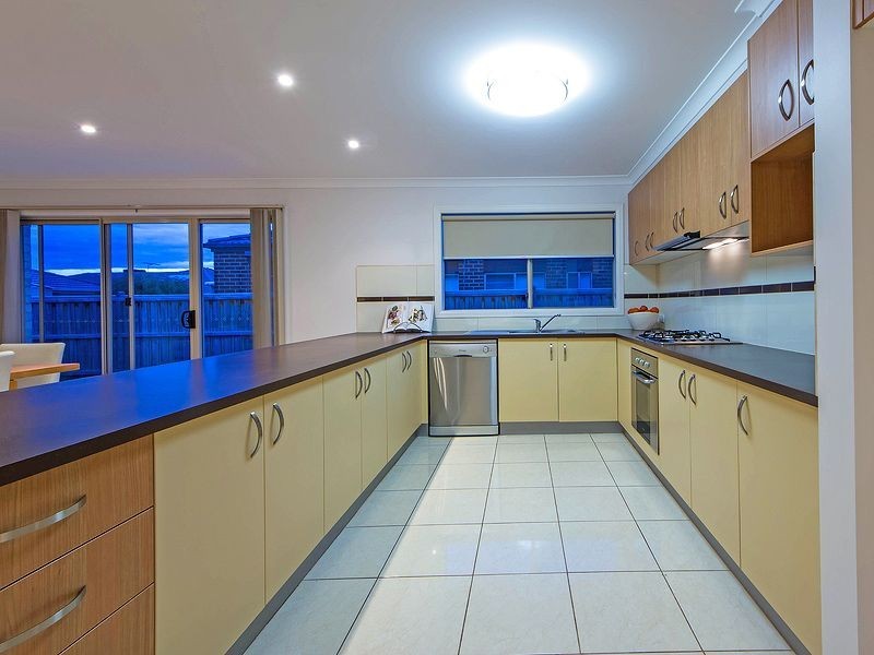 30 Ribbon Gum Drive, Tarneit VIC 3029