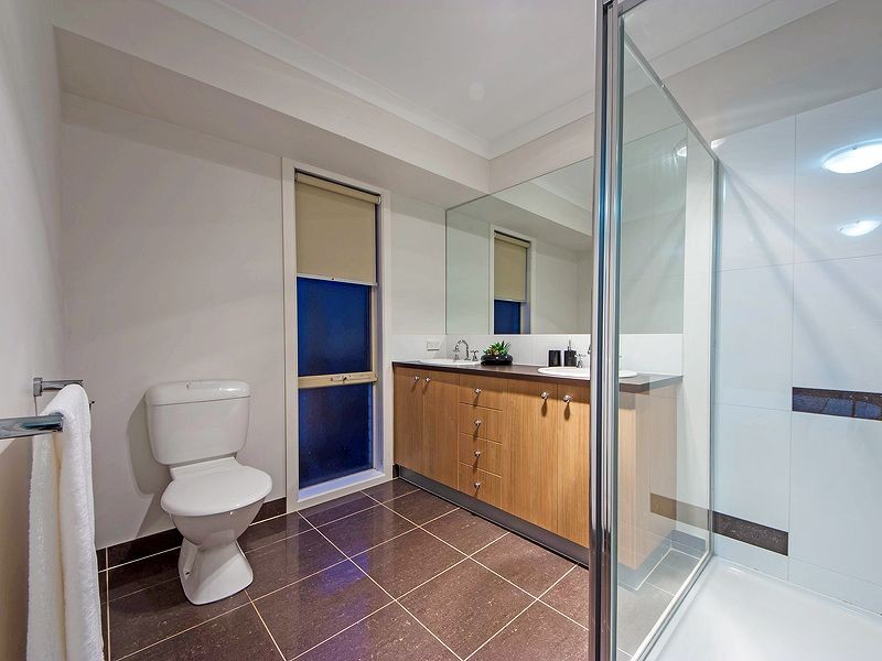 30 Ribbon Gum Drive, Tarneit VIC 3029