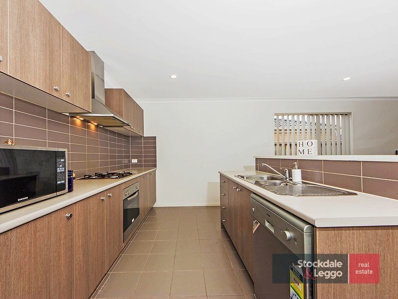 11 Oceana Street, Point Cook VIC 3030
