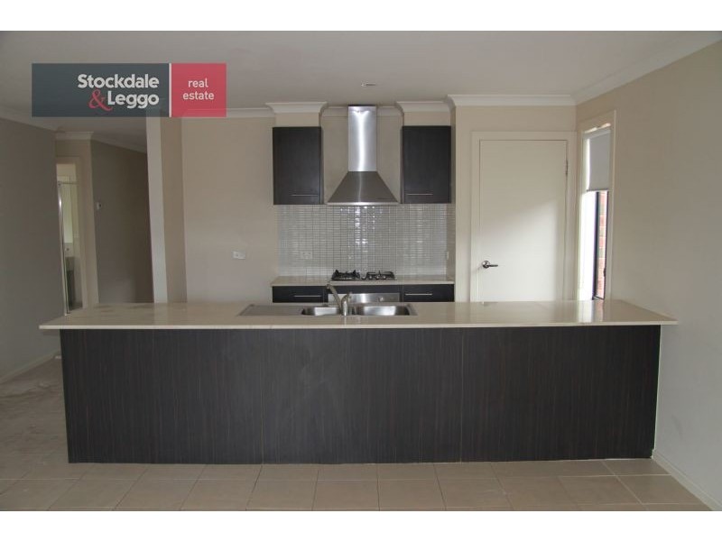 6 Akoona Way, Wyndham Vale VIC 3024