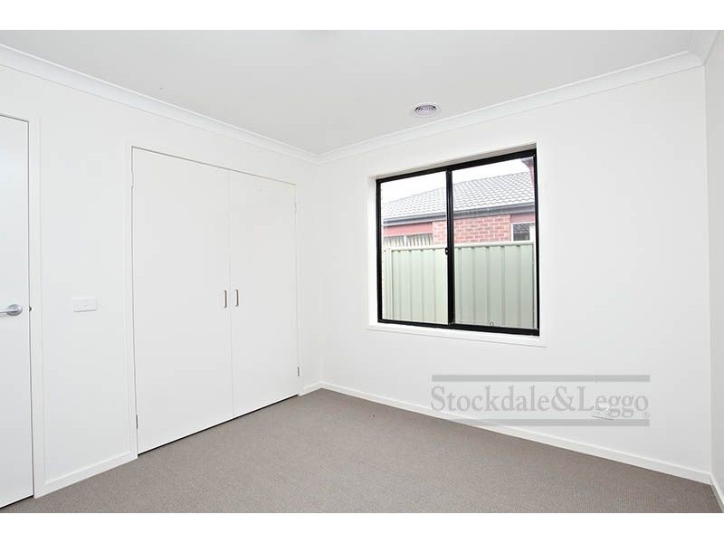 9 Manuka Grove, Wyndham Vale VIC 3024