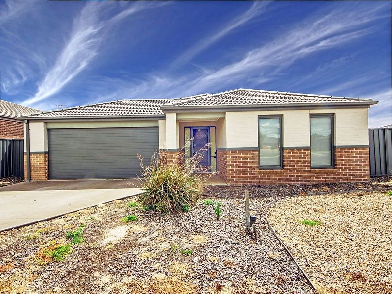 2 Kingbird Avenue, Tarneit VIC 3029