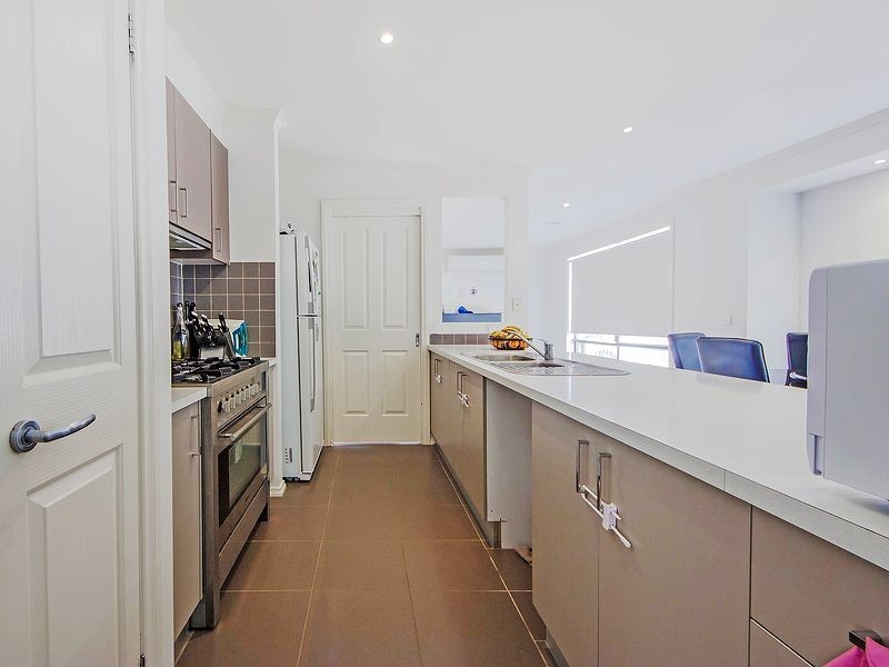 2 Kingbird Avenue, Tarneit VIC 3029