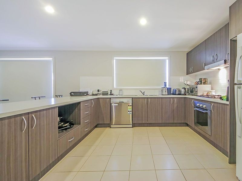 11 Atlantic Court, Wyndham Vale VIC 3024