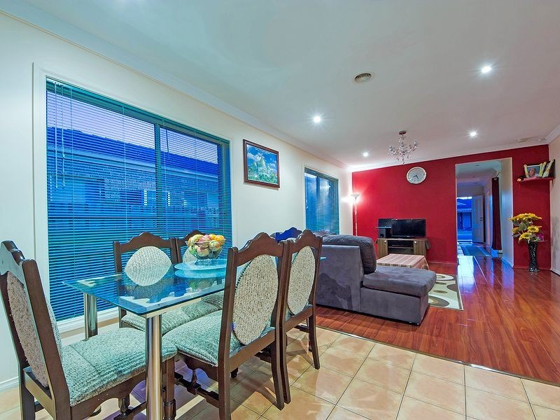 37 Harkaway Avenue, Hoppers Crossing VIC 3029