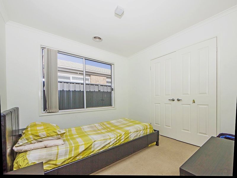 24 Misty Meadow Grove, Truganina VIC 3029