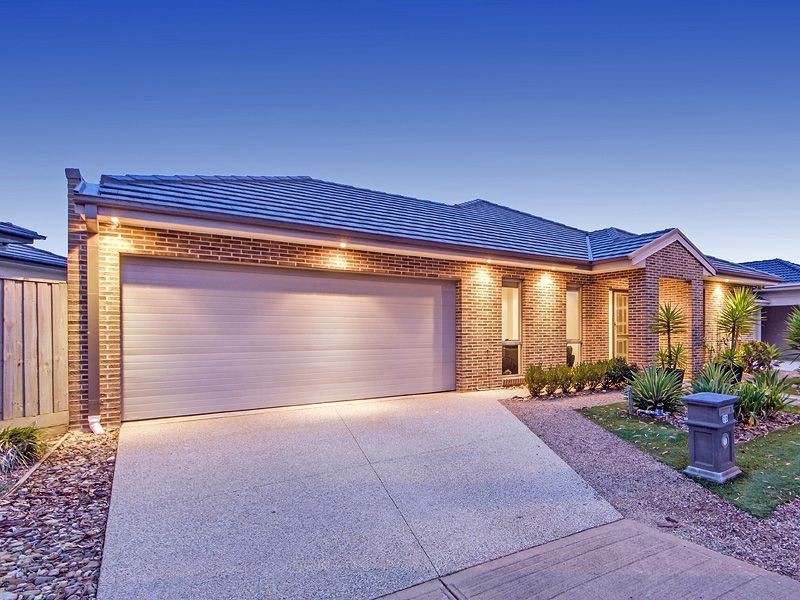 20 Boathouse Place, Sanctuary Lakes VIC 3030