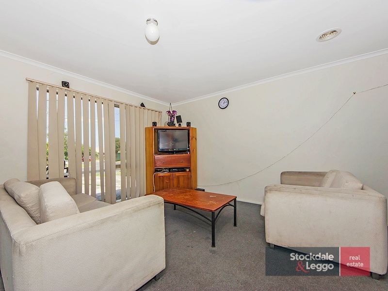 2/1 Samuel Court, Werribee VIC 3030